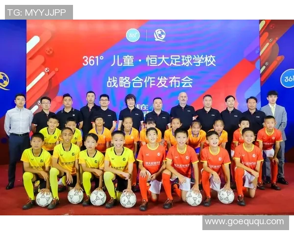 香港邀请退役足球明星回归助力本地足球发展与青训计划